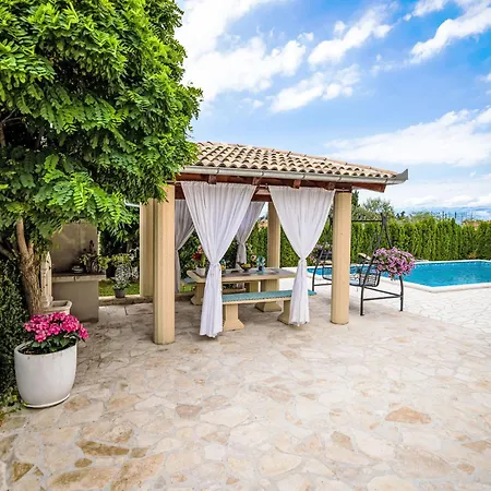 Kontrada By Interhome Hébergement de vacances *